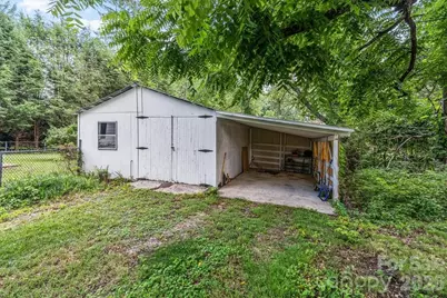 196 E French Broad Street, Brevard, NC 28712 - Photo 27