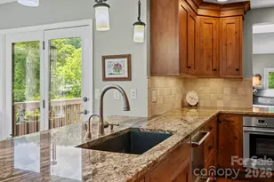 52 Clubside Dr, Asheville, NC 28804 - Photo 11
