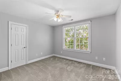 185 Upper Oak Drive, Statesville, NC 28625 - Photo 37