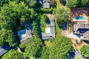 827 Lansdowne Rd, Charlotte, NC 28270 - Photo 9