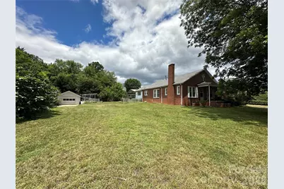 502 Connelly Springs Road SW, Lenoir, NC 28645 - Photo 3