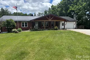 86 Jack Sullins Rd, Spruce Pine, NC 28777 - Photo 1