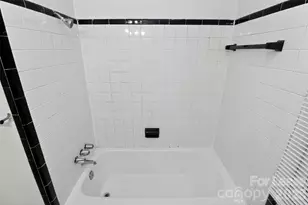 1813 Lasalle St, Charlotte, NC 28216 - Photo 15