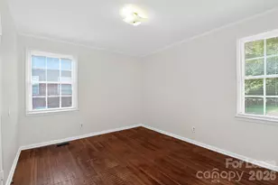 1813 Lasalle St, Charlotte, NC 28216 - Photo 9