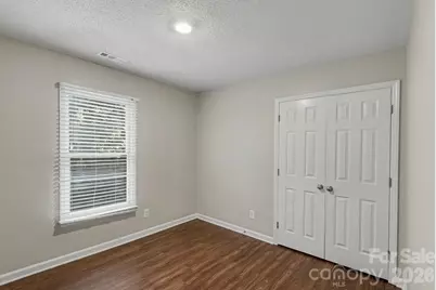 4719 Beech Crest Place, Charlotte, NC 28269 - Photo 11