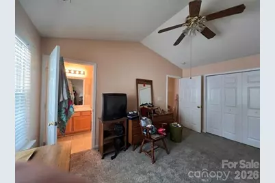 5121 Magnolia Tree Lane, Charlotte, NC 28215 - Photo 17