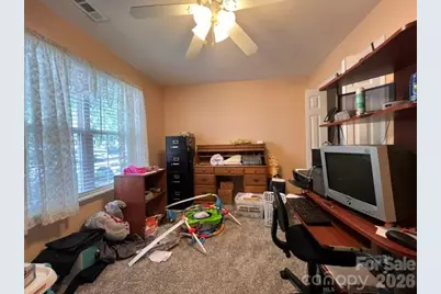 5121 Magnolia Tree Lane, Charlotte, NC 28215 - Photo 9
