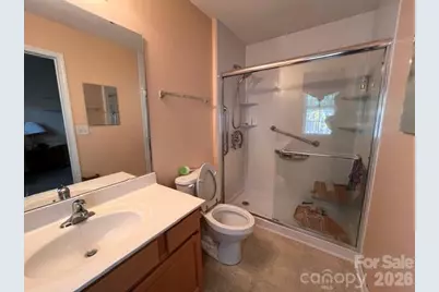 5121 Magnolia Tree Lane, Charlotte, NC 28215 - Photo 19