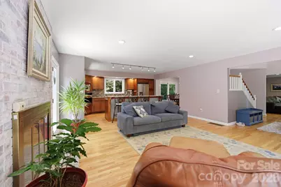 202 Riva Ridge Drive, Fairview, NC 28730 - Photo 5