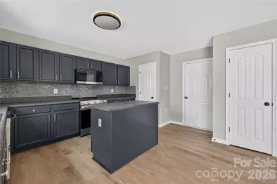 6029 Waterloo Drive, Charlotte, NC 28269 - Photo 19
