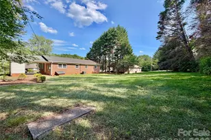 425 Bost Rd, Morganton, NC 28655 - Photo 27