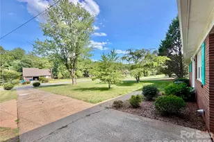 425 Bost Rd, Morganton, NC 28655 - Photo 23