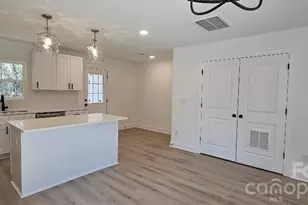 382 W Moore Ave, Mooresville, NC 28115 - Photo 7