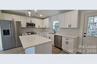 382 W Moore Avenue #A, Mooresville, NC 28115 - Photo 3