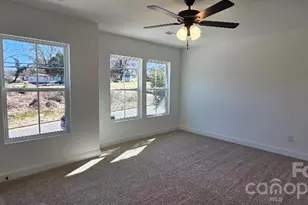 382 W Moore Ave, Mooresville, NC 28115 - Photo 11
