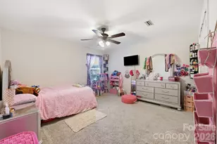 8411 Washoe Pine Ln, Charlotte, NC 28215 - Photo 25