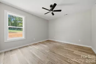 2197 McLin Ct, Conover, NC 28613 - Photo 17
