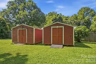 2517 Plum St, Charlotte, NC 28269 - Photo 35