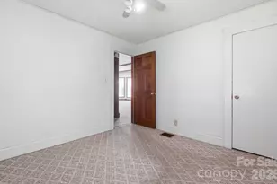 2517 Plum St, Charlotte, NC 28269 - Photo 33