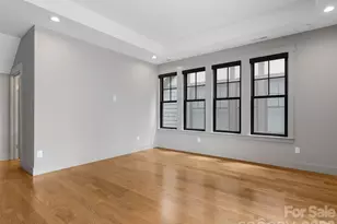 229 Broadway St, Asheville, NC 28801 - Photo 25