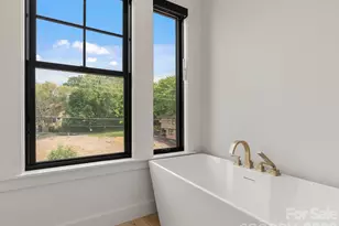 229 Broadway St, Asheville, NC 28801 - Photo 29