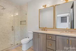 229 Broadway St, Asheville, NC 28801 - Photo 23