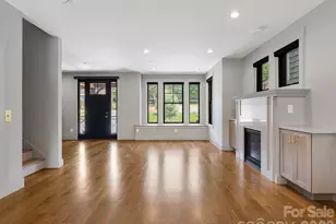 229 Broadway St, Asheville, NC 28801 - Photo 11