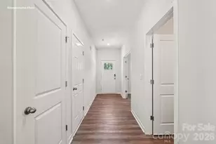 5124 Parker Forest Dr, Charlotte, NC 28215 - Photo 3
