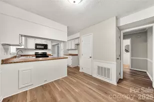 628 Bellows Ln, Charlotte, NC 28270 - Photo 17