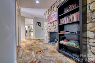 18 Shipmaster Ct, Lake Wylie, SC 29710 - Photo 5