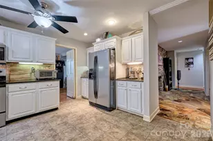 18 Shipmaster Ct, Lake Wylie, SC 29710 - Photo 7