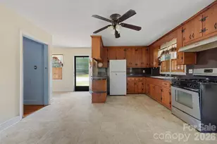 1151 Evergreen Cir, Rock Hill, SC 29732 - Photo 5