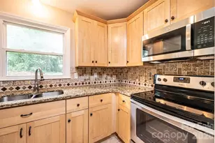 5424 Glenview Dr, Hickory, NC 28602 - Photo 17