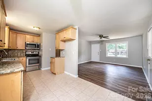 5424 Glenview Dr, Hickory, NC 28602 - Photo 13