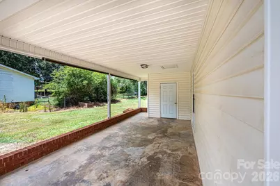 5424 Glenview Drive, Hickory, NC 28602 - Photo 5