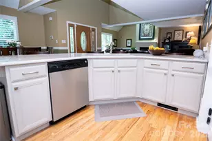 1518 Southpointe Dr, Morganton, NC 28655 - Photo 23