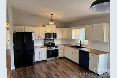 628 Hidden View Loop, Marion, NC 28752 - Photo 11