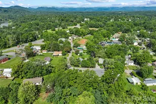 2 Pelzer St, Asheville, NC 28804 - Photo 33