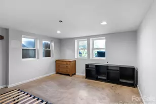 2 Pelzer St, Asheville, NC 28804 - Photo 19