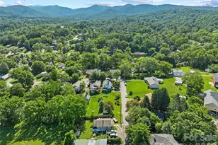 2 Pelzer St, Asheville, NC 28804 - Photo 37
