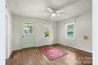 2 Pelzer Street, Asheville, NC 28804 - Photo 5