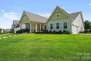 14811 Williams Pl Aly, Davidson, NC 28036 - Photo 1