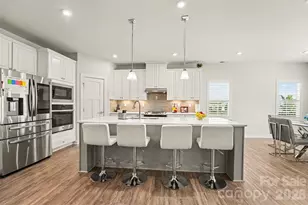 14811 Williams Pl Aly, Davidson, NC 28036 - Photo 5