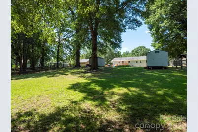 421 Catawba Circle N, Matthews, NC 28104 - Photo 15