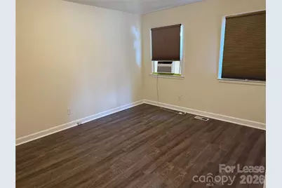 1520 Effingham Road, Charlotte, NC 28208 - Photo 3