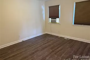 1520 Effingham Rd, Charlotte, NC 28208 - Photo 3