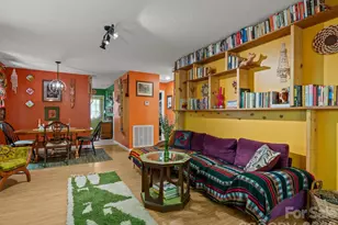 22 Wilson Creek Dr, Asheville, NC 28803 - Photo 7