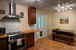 2879 Chandler Creek Rd, Mars Hill, NC 28754 - Photo 3