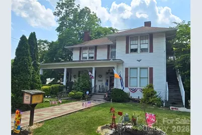 301 Cleveland Avenue, Grover, NC 28073 - Photo 1