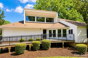 4822 Spring Lake Dr, Charlotte, NC 28212 - Photo 11